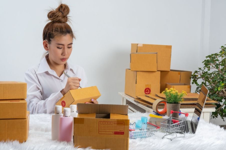 How Can an Order Management System Improve Ecommerce Efficiency?