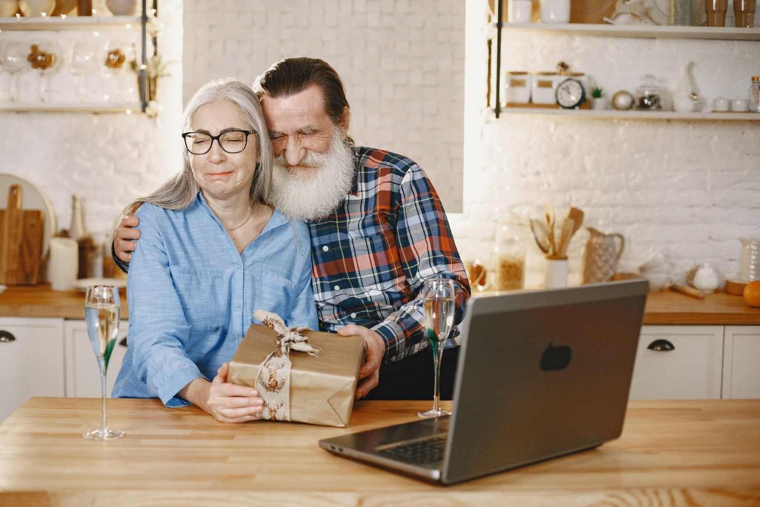 Smart Home Devices That Help Seniors Stay Independent
